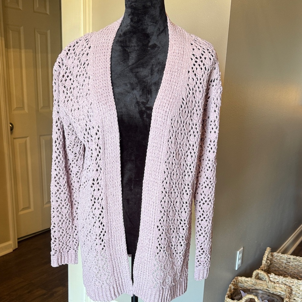 Elegant Lavender Women's Open-Knit Cardigan small